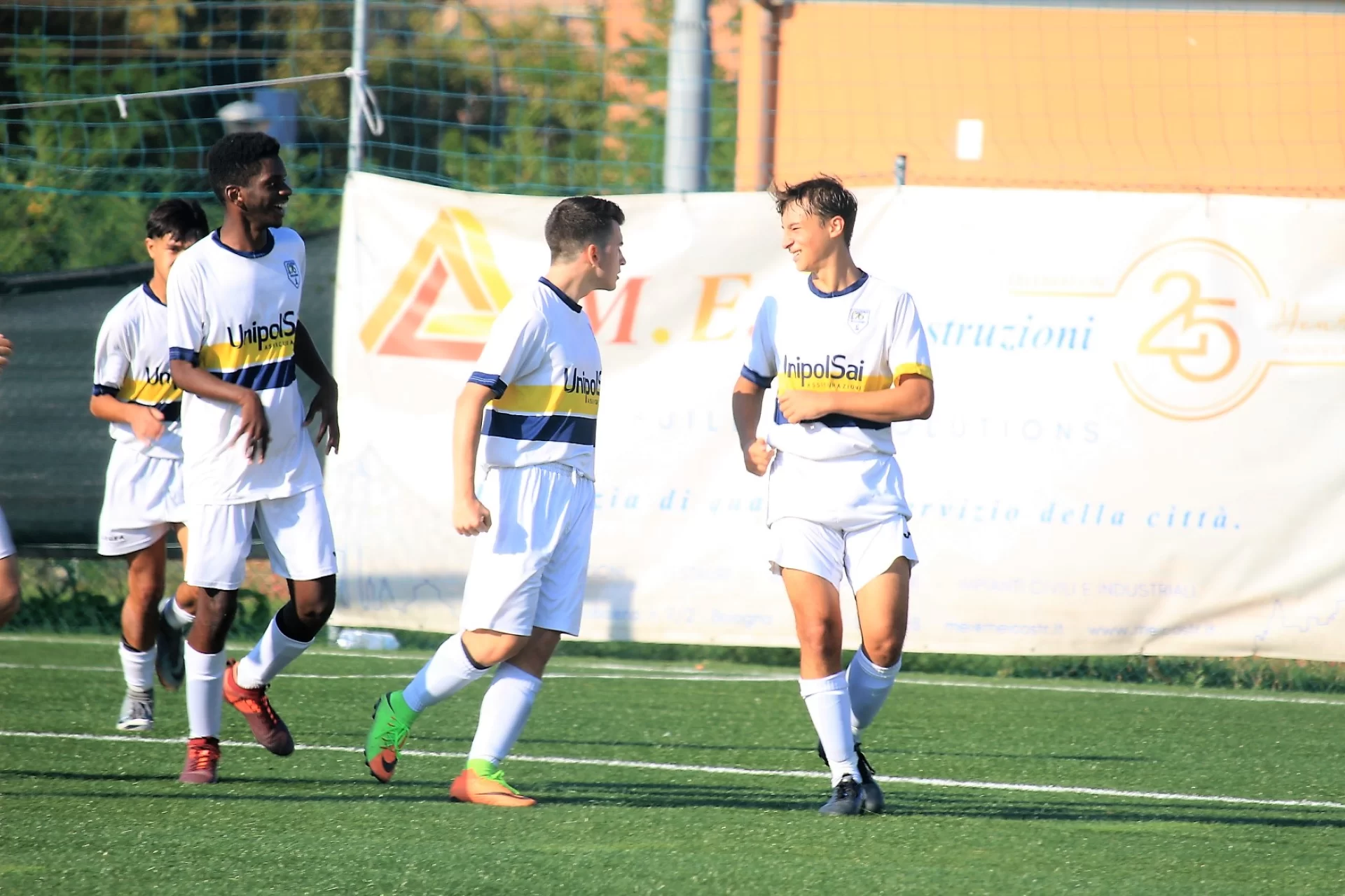 Juniores travolgenti !!!